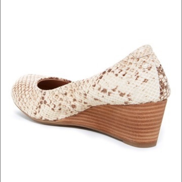 Adam Tucker Ritz Wedge Pump, Snake print Leather - Picture 2 of 8